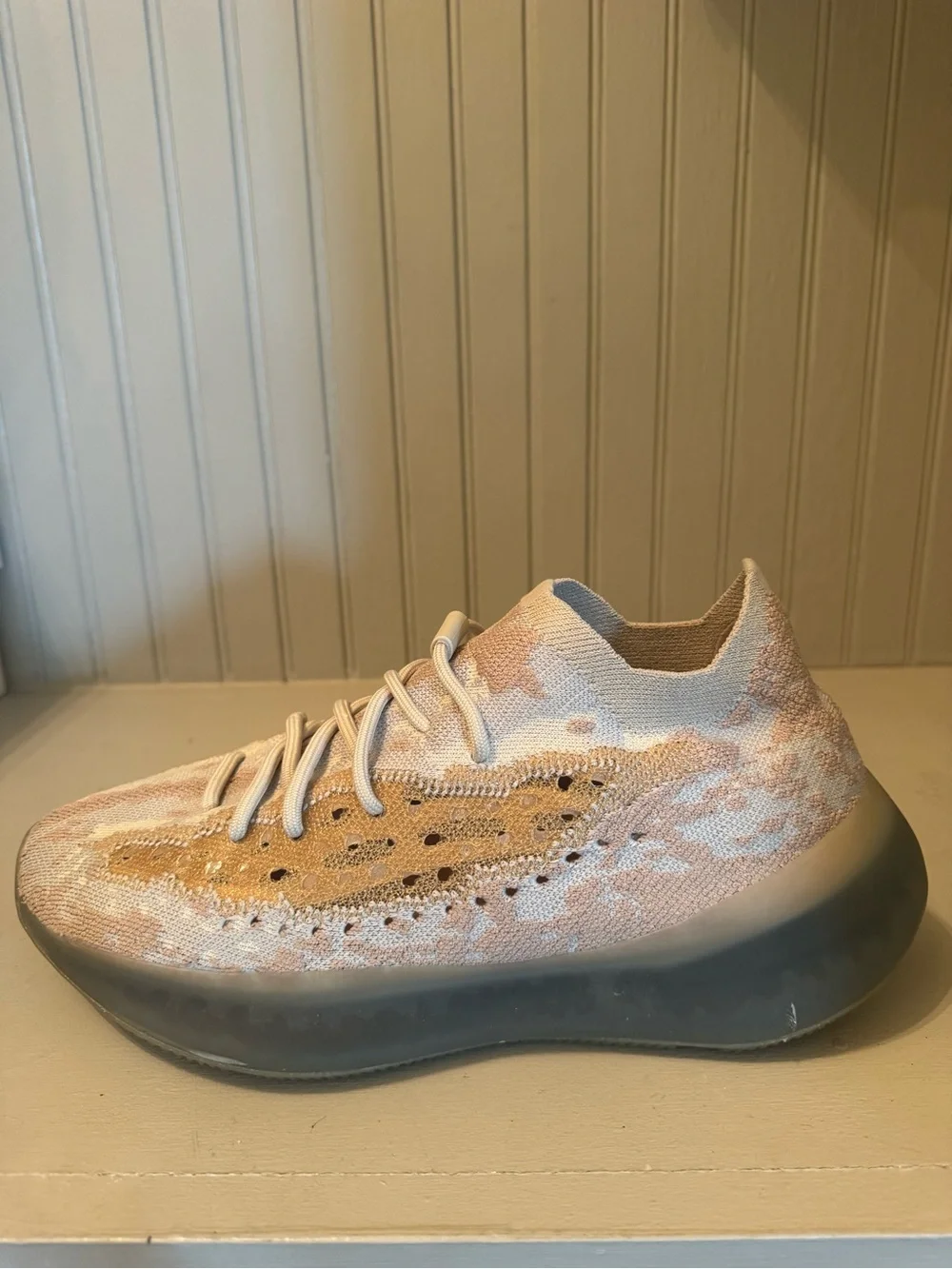 adidas Yeezy Knit Sneakers - Beige/Tan